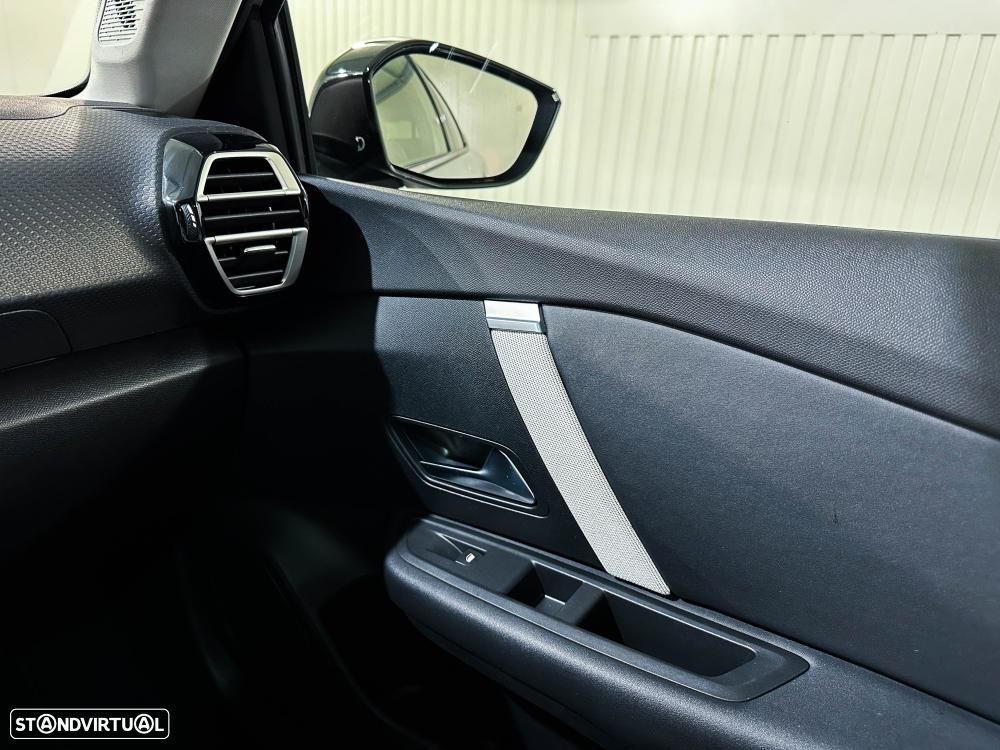 Citroën C4 PureTech 130 Stop&Start EAT8 SHINE - 25