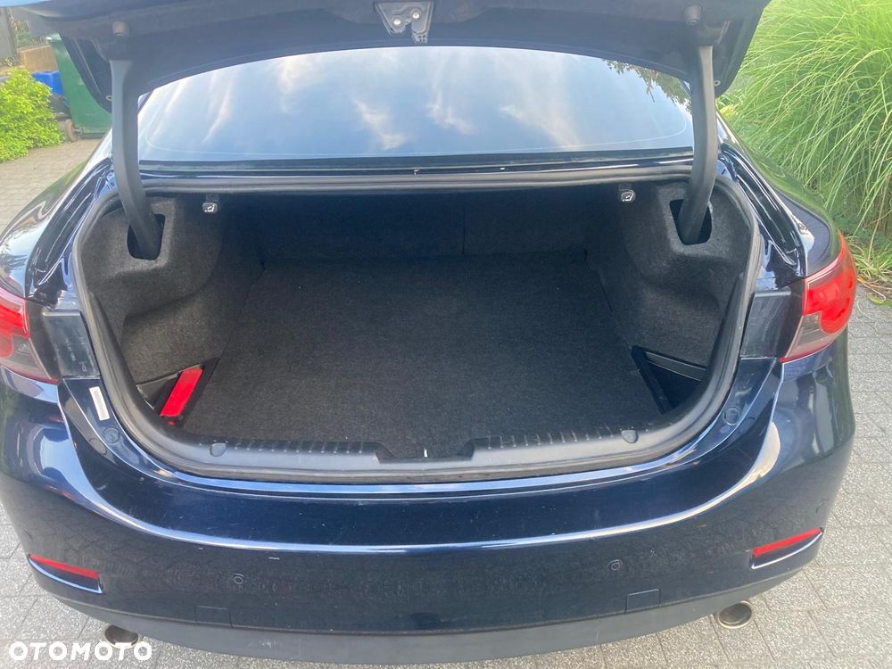 Mazda 6 - 12