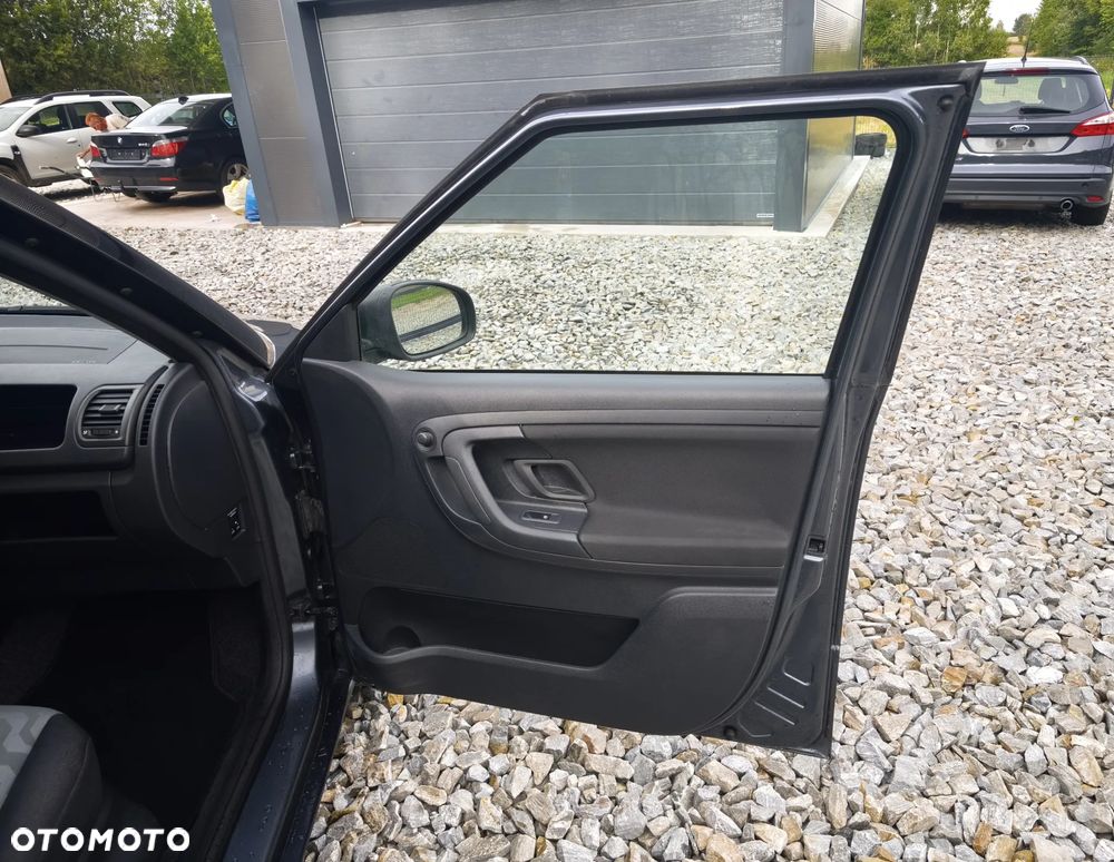 Skoda Fabia 1.2 HTP Ambiente - 13