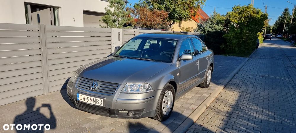 Volkswagen Passat 2001 photo 2