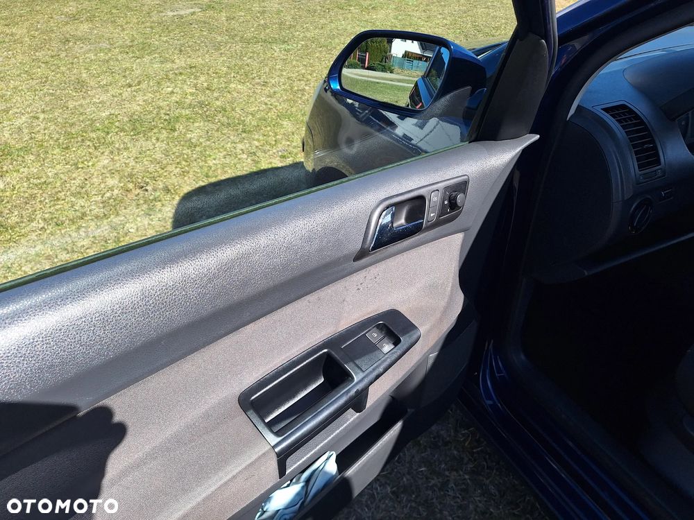 Volkswagen Polo 1.2 Tour Edition - 19