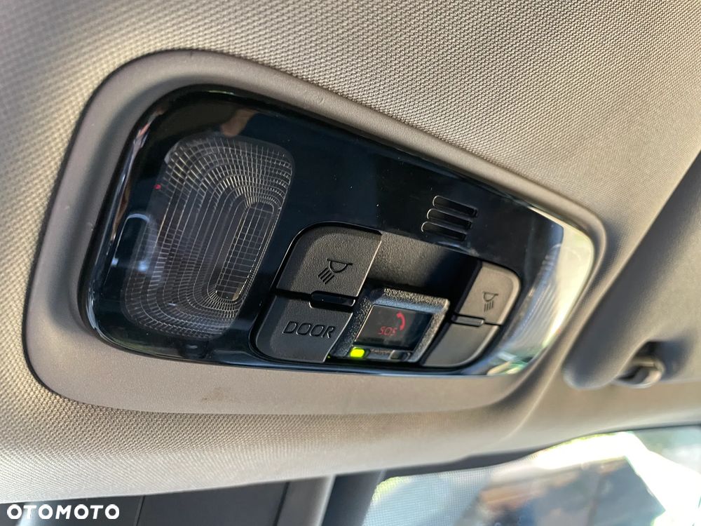 Toyota Yaris Hybrid 1.5 Comfort - 28