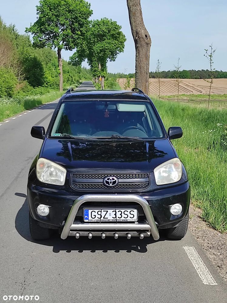 Toyota RAV4 2.0 VVT-i 4x4 - 18