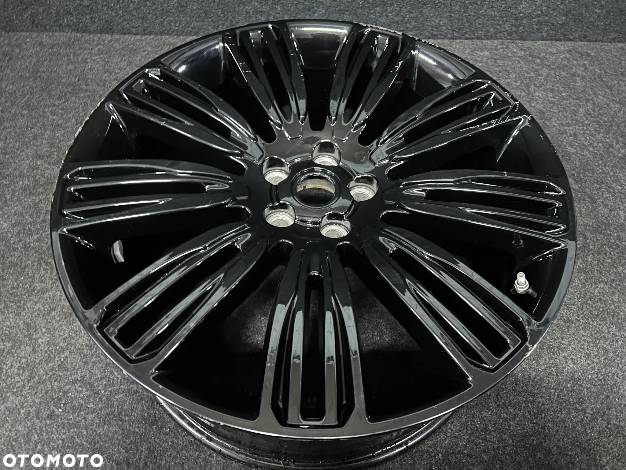 Alufelga Range Rover Sport, Velar 22 cale 5x120 1szt. z czujnikiem! JK6M-1007-EA - 2