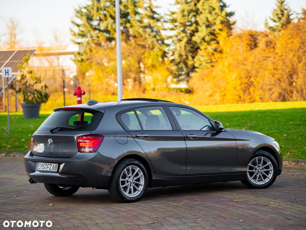 BMW Seria 1 120d Sport Line - 9