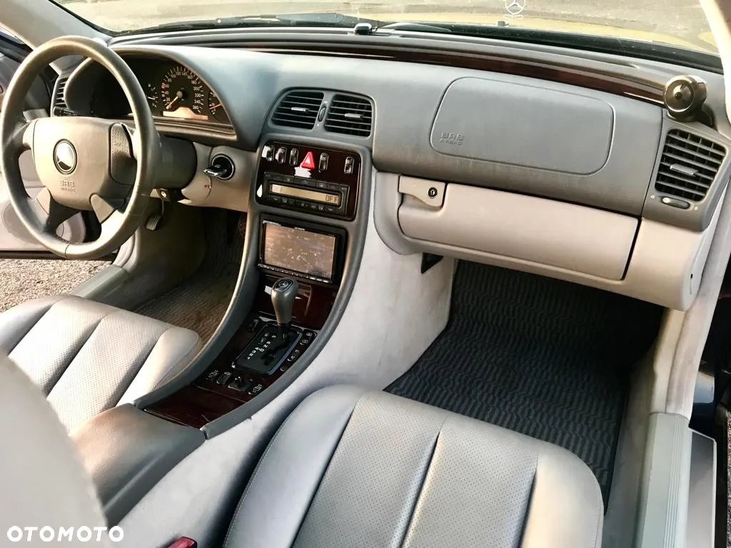 Mercedes-Benz CLK 320 - 8