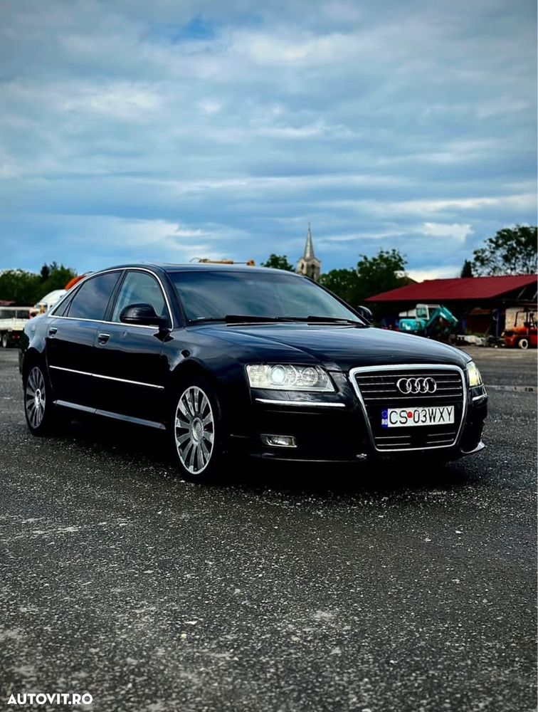 Audi A8 - 1