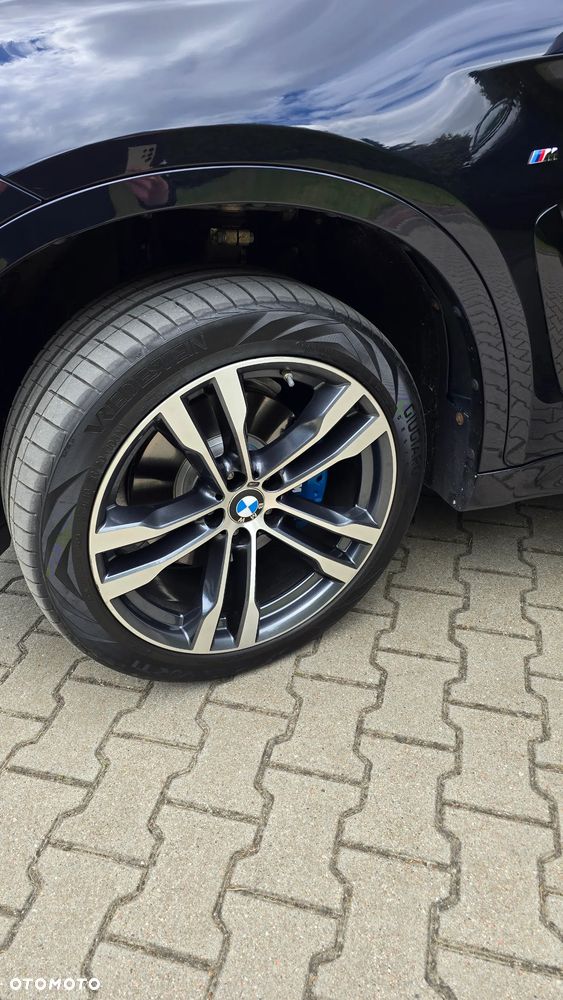 BMW X6 xDrive40d - 19