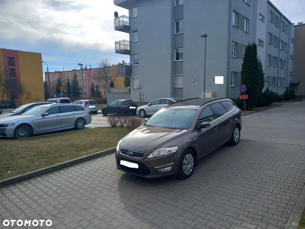 Ford Mondeo 2.0 TDCi Trend - 13