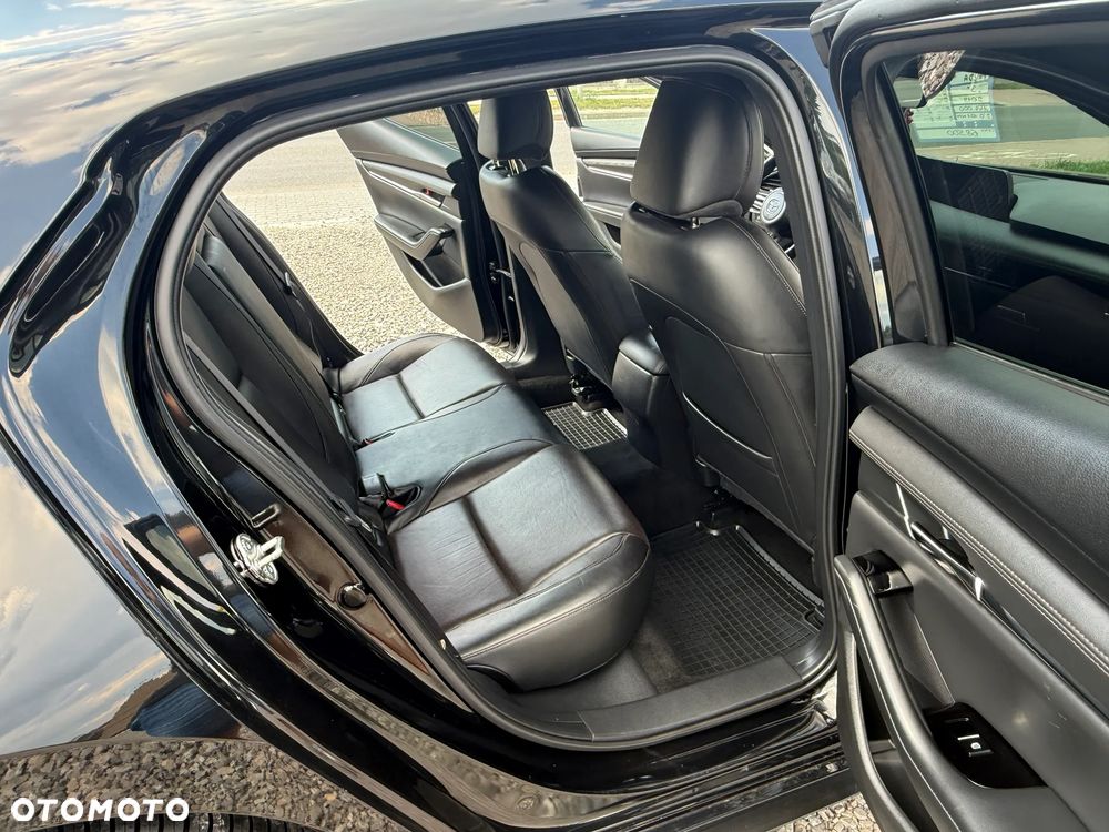 Mazda 3 e-SKYACTIV-G 122 M HYBRID EXCLUSIVE-LINE - 24