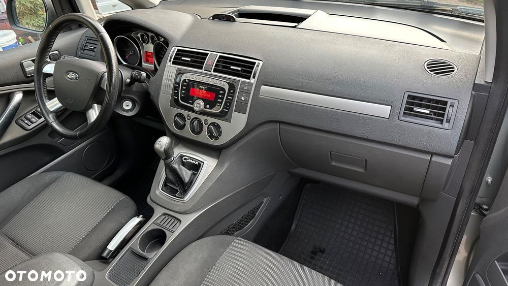Ford C-MAX - 12