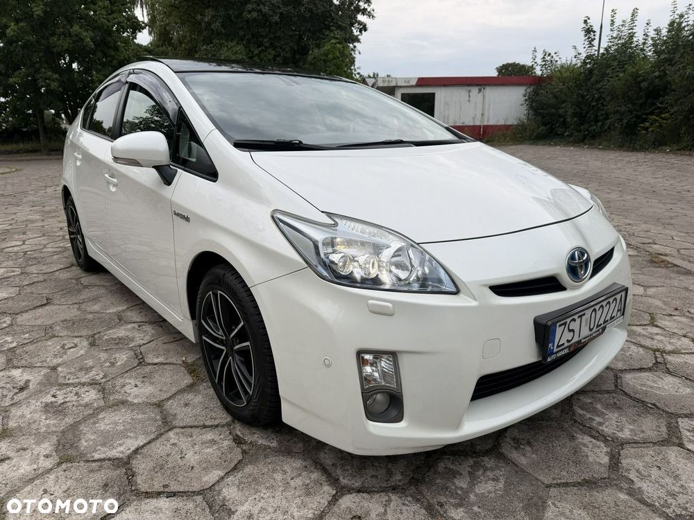 Toyota Prius - 3
