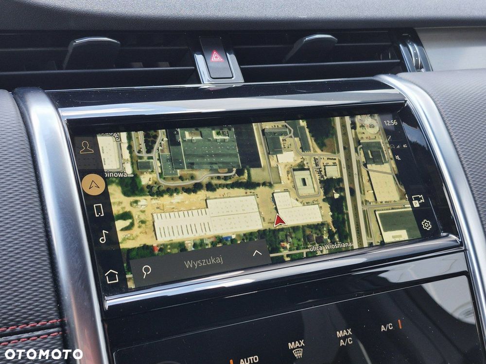 Land Rover Discovery Sport - 37