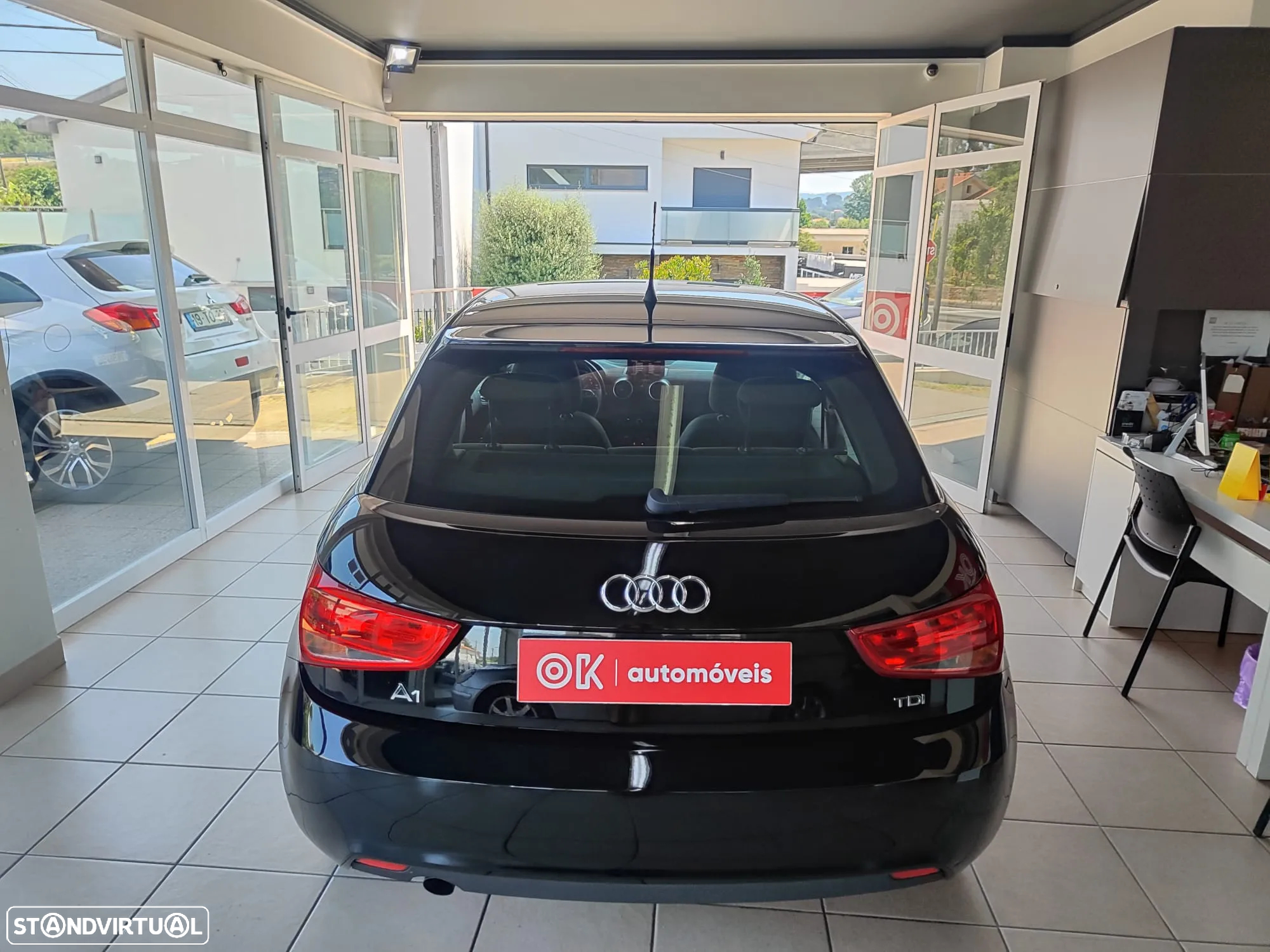 Audi A1 1.6 TDI Attraction - 9