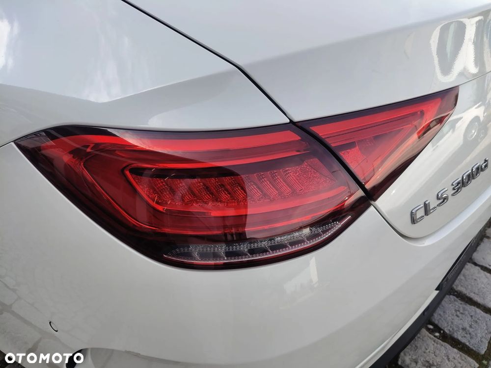 Mercedes-Benz CLS 300 d 9G-TRONIC AMG Line - 10
