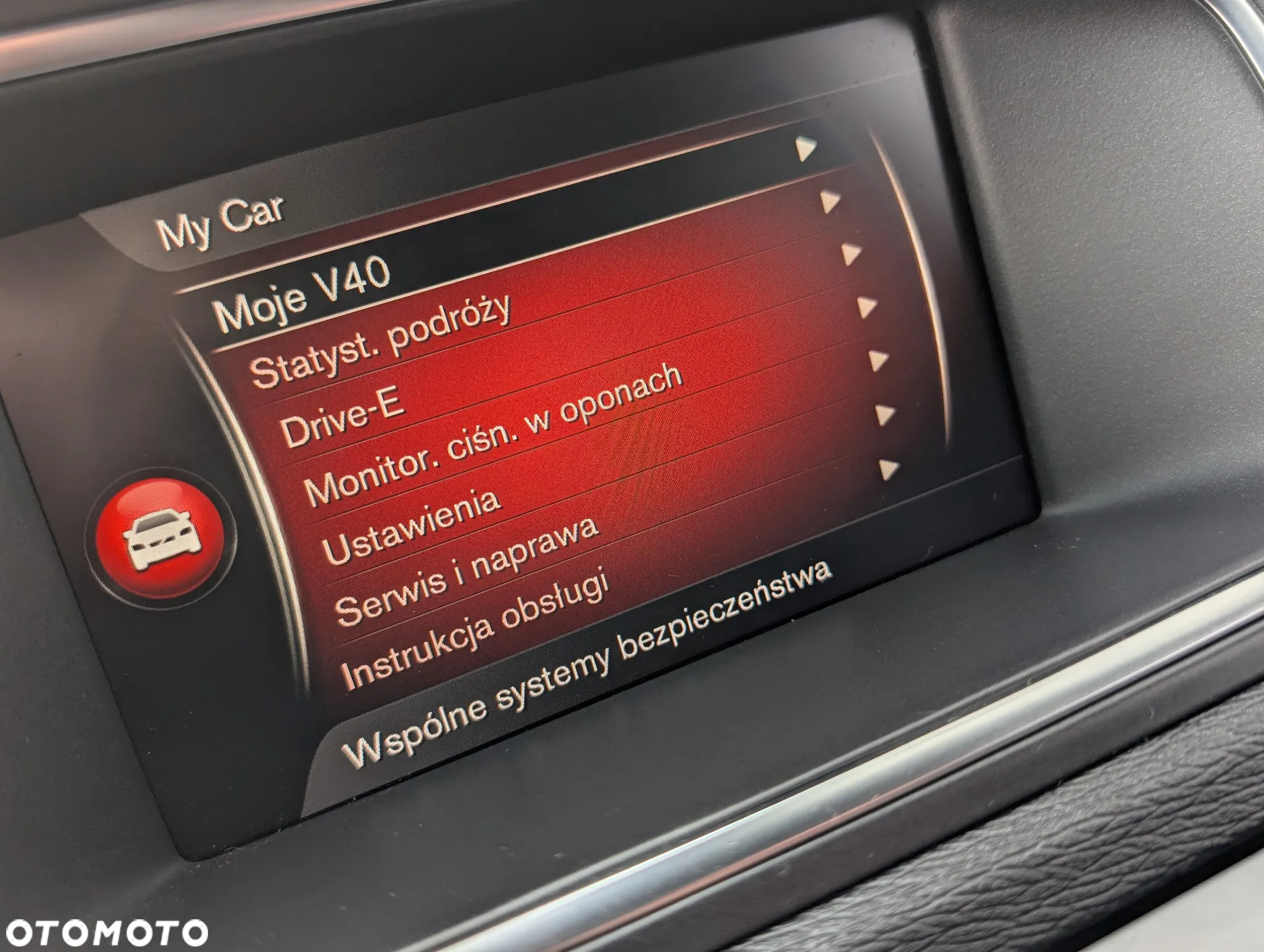 Volvo V40 D3 Geartronic RDesign - 29