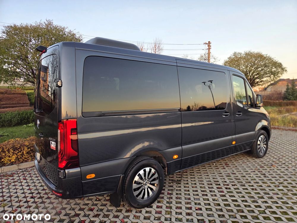 Mercedes-Benz Sprinter - 4
