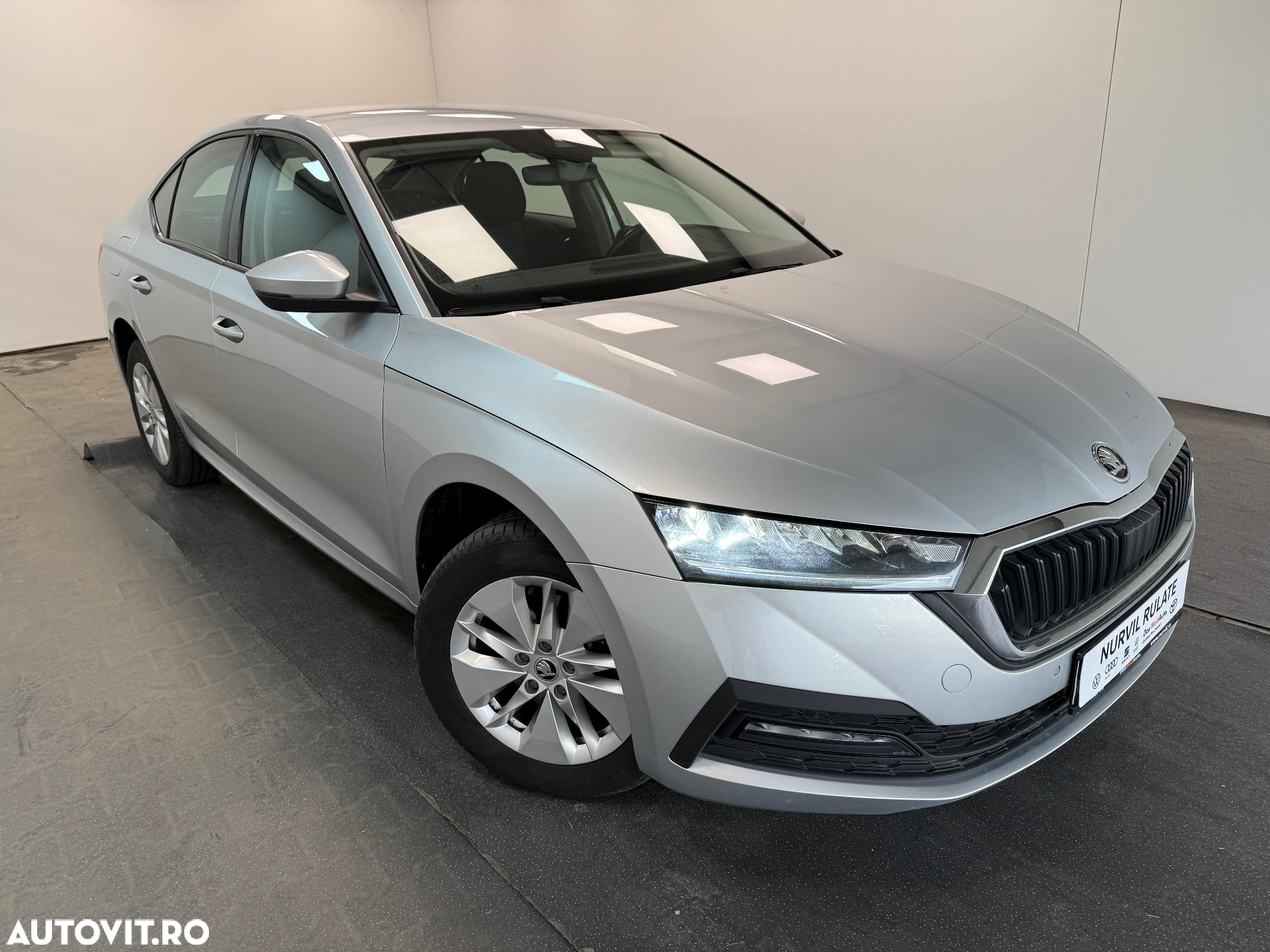 Skoda Octavia 1.6 TDI Ambition - 8