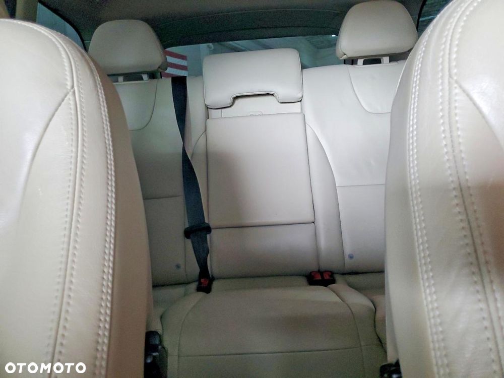 Volvo XC 60 3.2 AWD Kinetic - 11