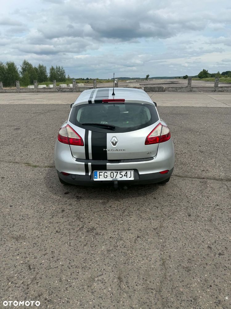 Renault Megane 1.5 dCi Authentique - 5