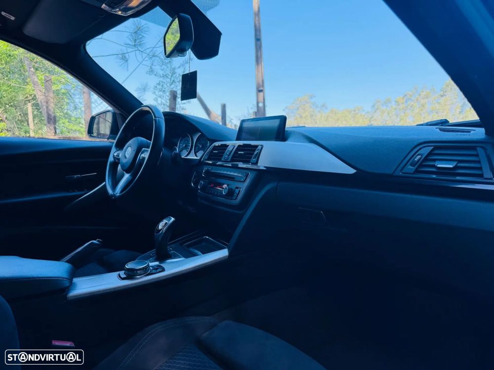 BMW 320 d Auto Pack M - 32