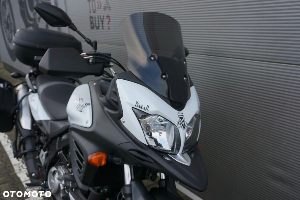 Suzuki V-STROM - 10