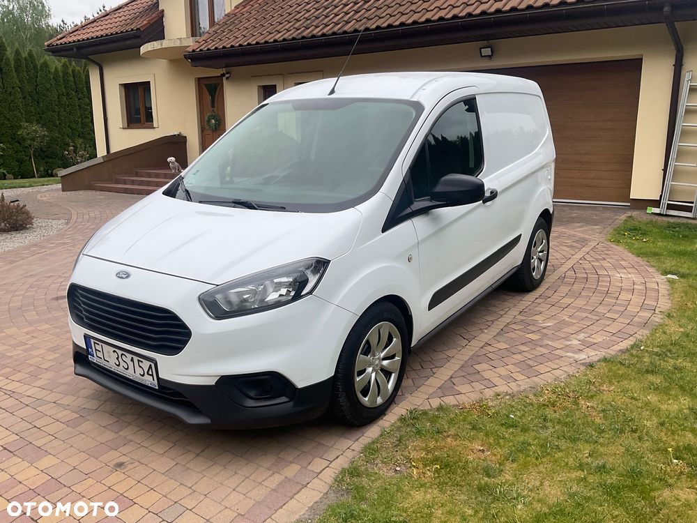 Ford Transit Courier - 1