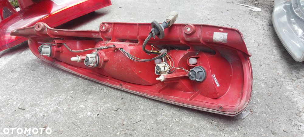 .  TYL TYLNA LAMPA PRAWA CHEVROLET REZZO / DAEWOO TACUMA - 3