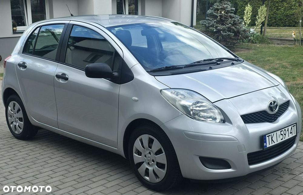 Toyota Yaris - 2