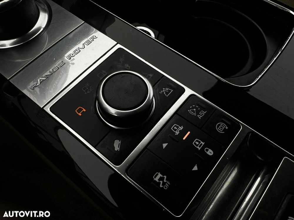Land Rover Range Rover Vogue - 22