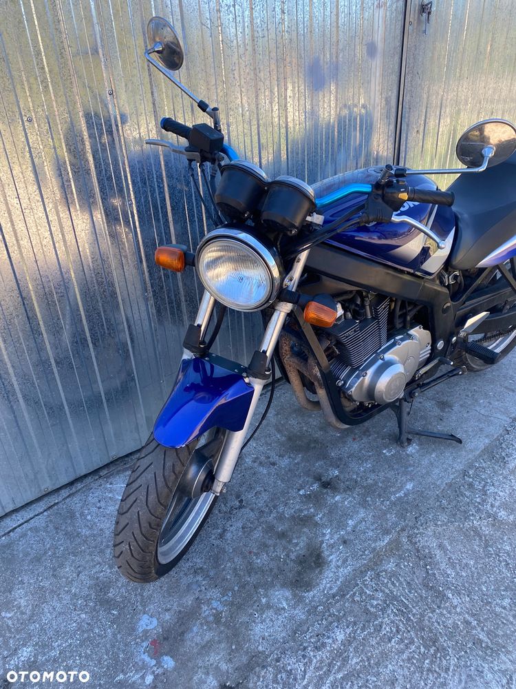 Suzuki GS - 1