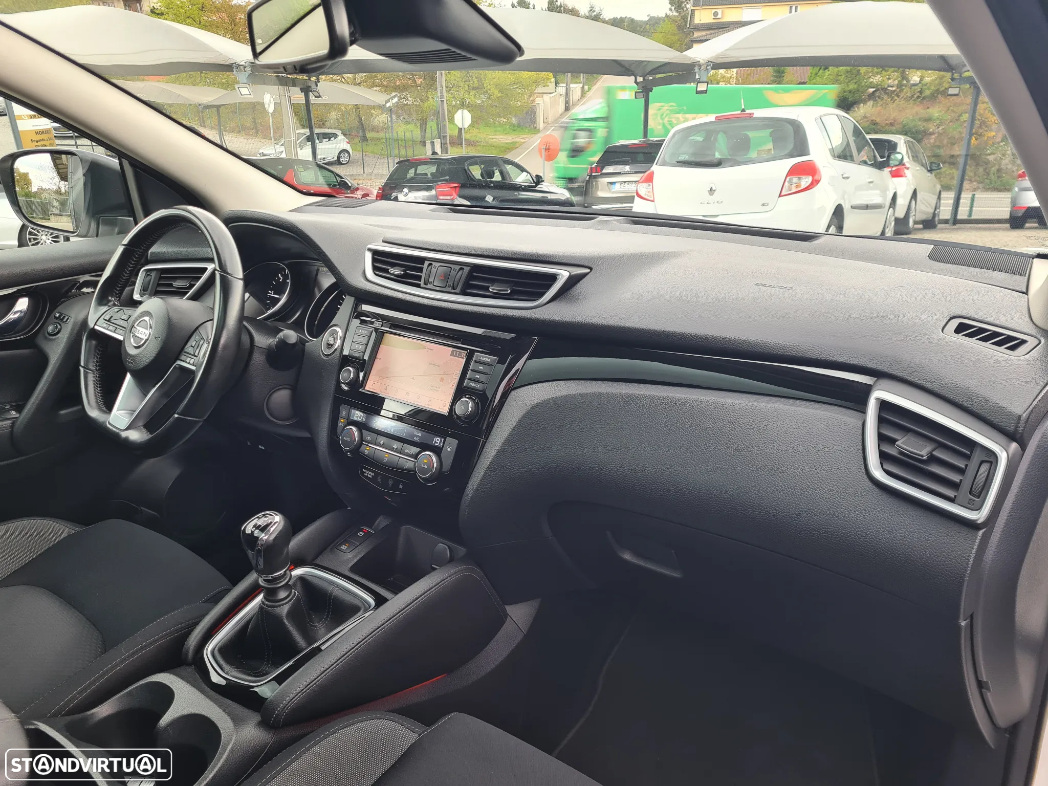 Nissan Qashqai 1.7 dCi N-Connecta - 15