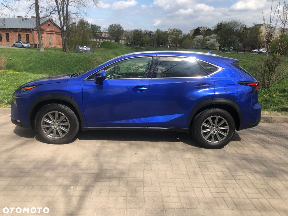 Lexus NX 200t AWD - 3