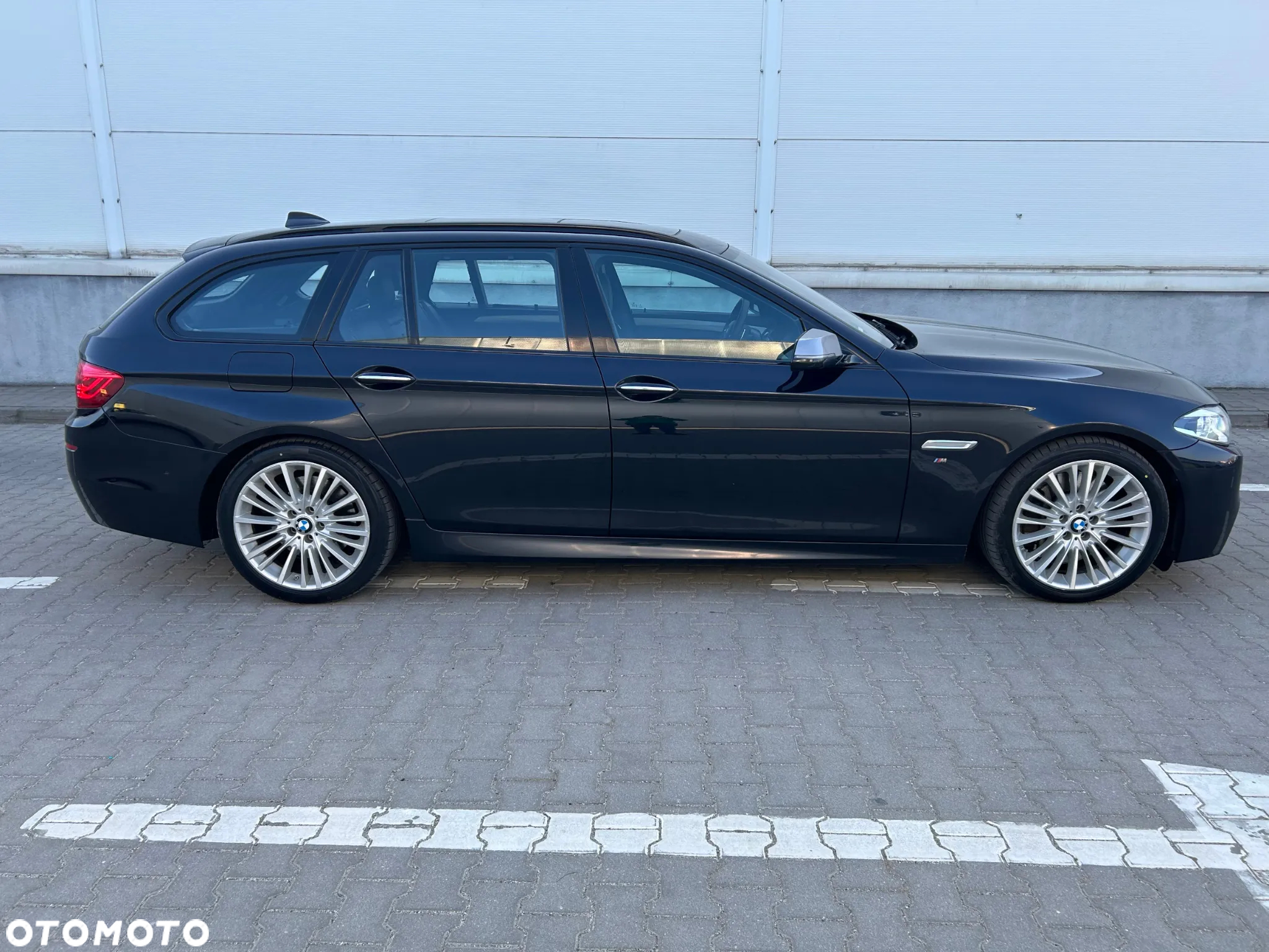 BMW Seria 5 M550d xDrive Touring Sport-Aut - 7
