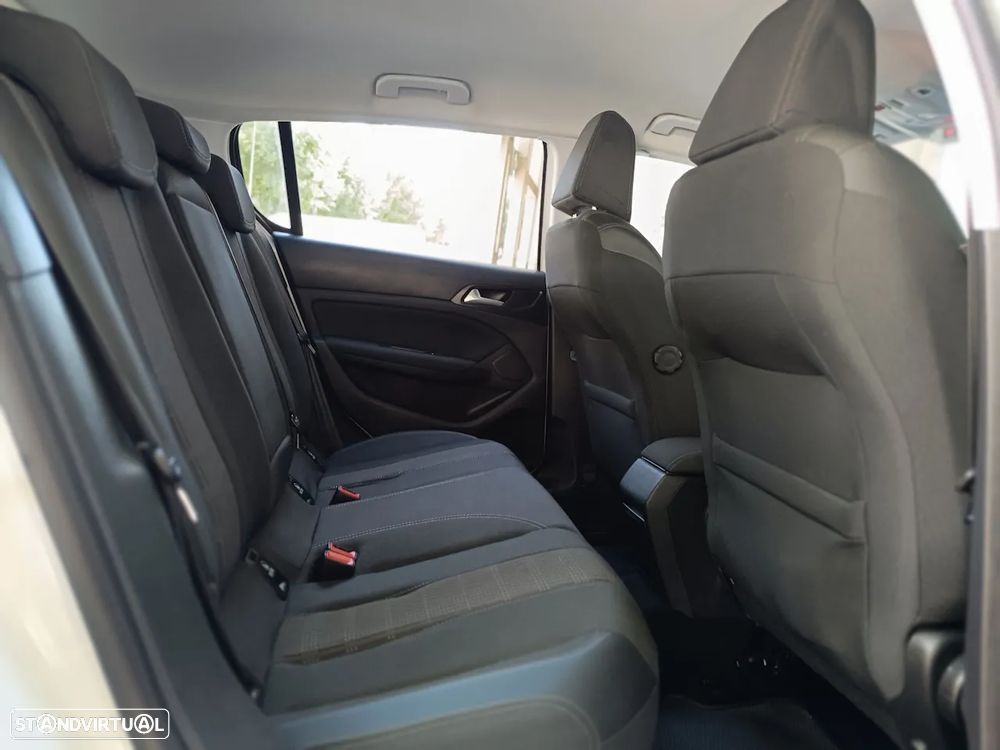 Peugeot 308 1.2 PureTech Allure - 26