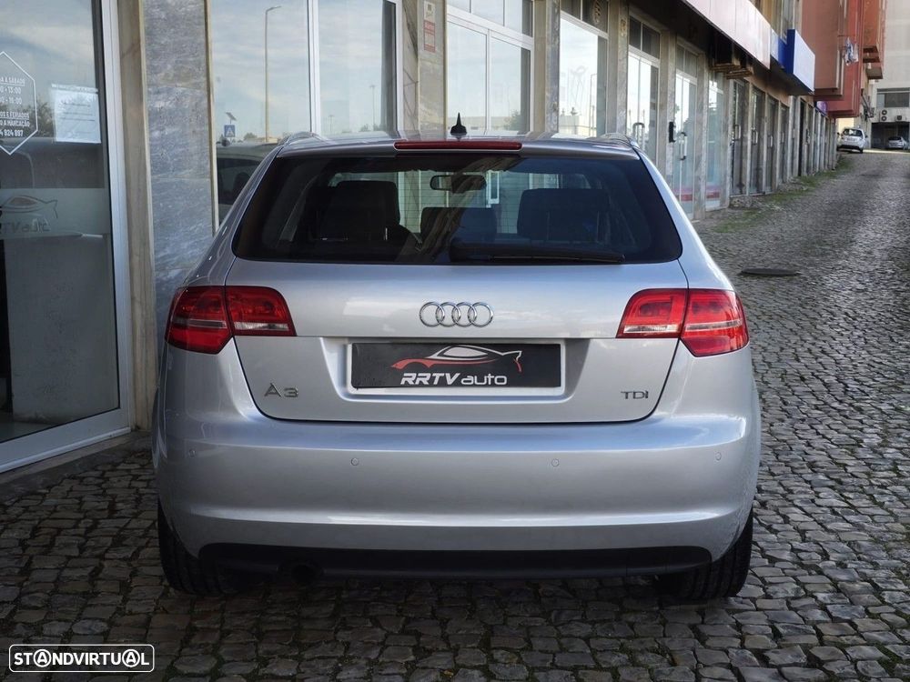 Audi A3 Sportback 1.6 TDI Attraction S-Tronic - 14