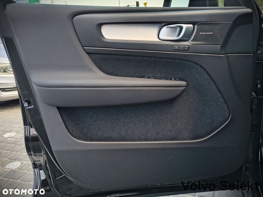 Volvo XC 40 - 12