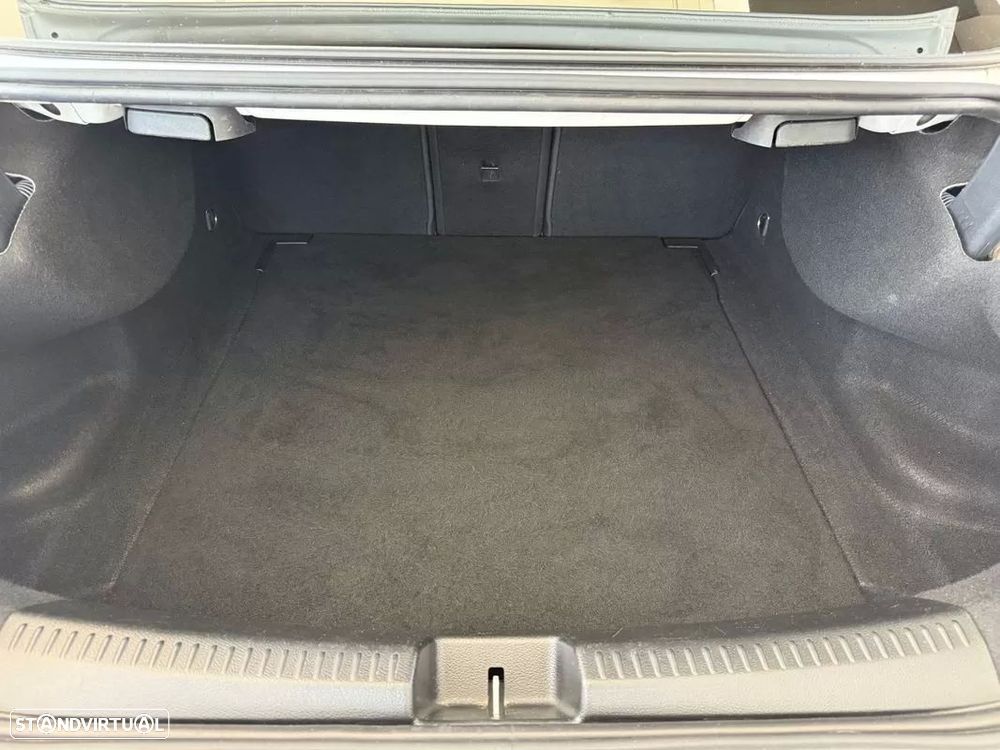 Mercedes-Benz CLA 200 d AMG Line Aut. - 24