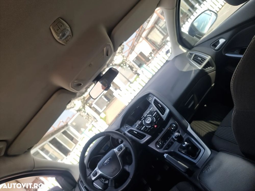 Ford Focus 2.0 TDCI DPF Titanium - 8