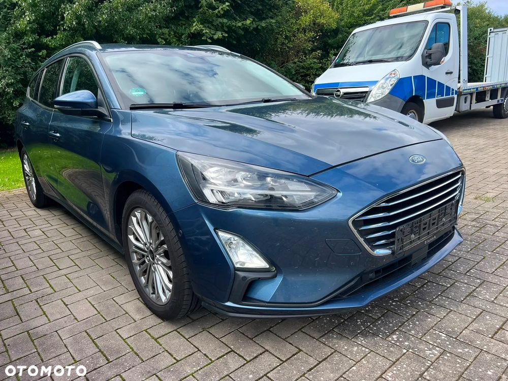 Ford Focus 2.0 EcoBlue STart-Stopp-System TITANIUM - 3