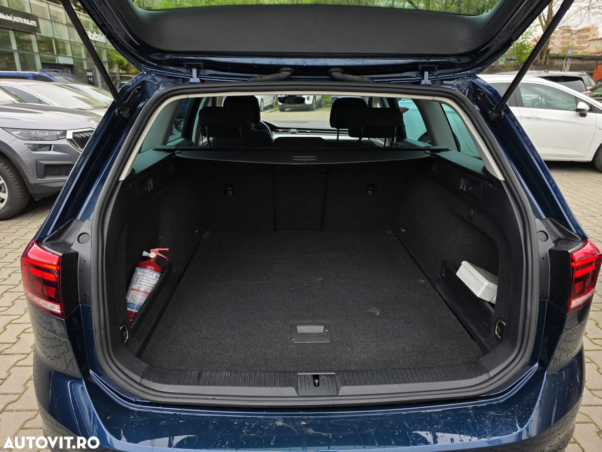 Volkswagen Passat Variant 2.0 TDI DSG Comfortline - 23