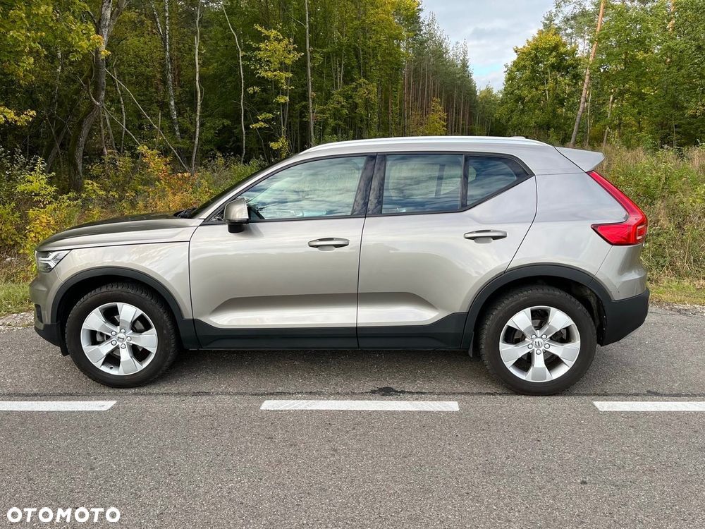 Volvo XC 40 - 3