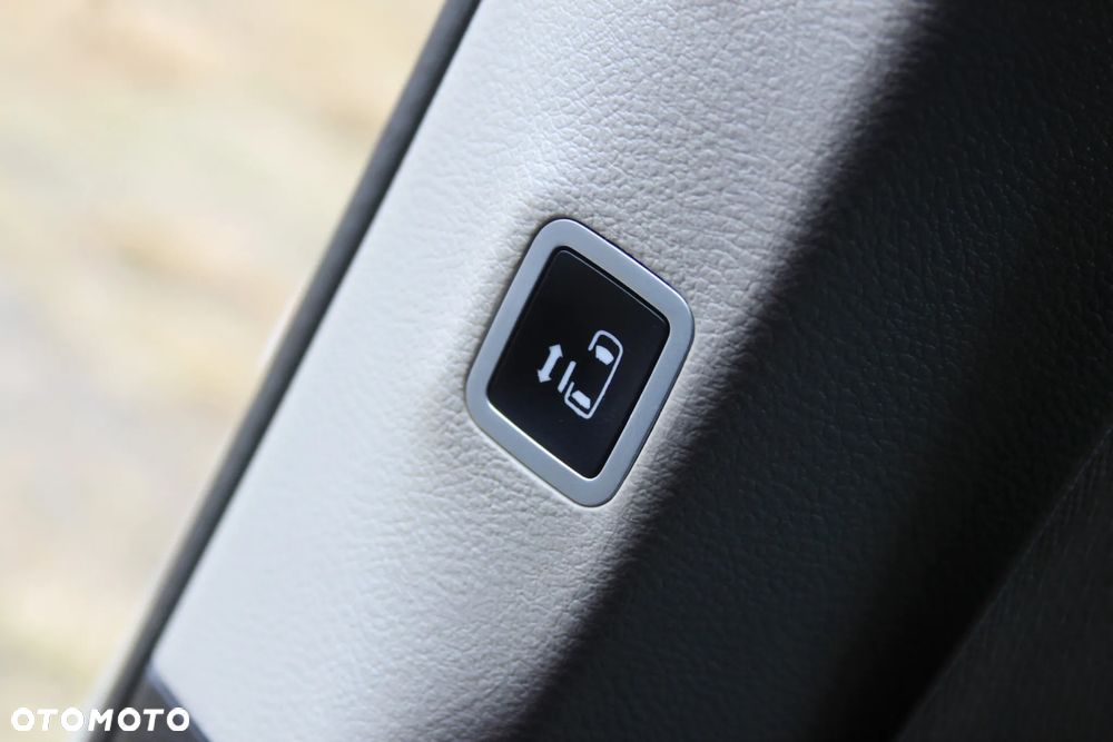 Chrysler Pacifica - 15