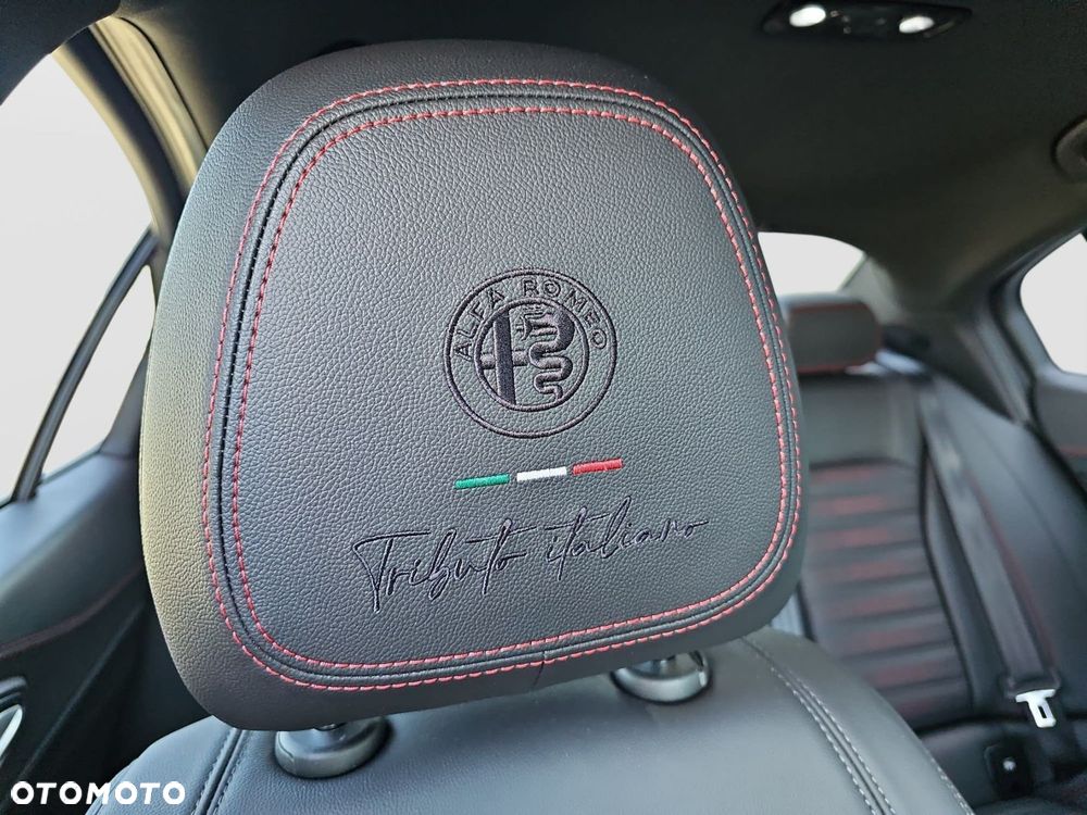 Alfa Romeo Giulia - 24
