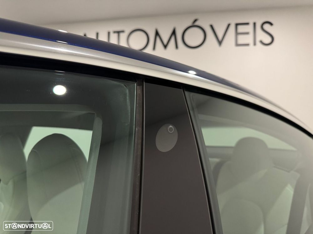 Tesla Model 3 Long-Range Dual Motor AWD - 18