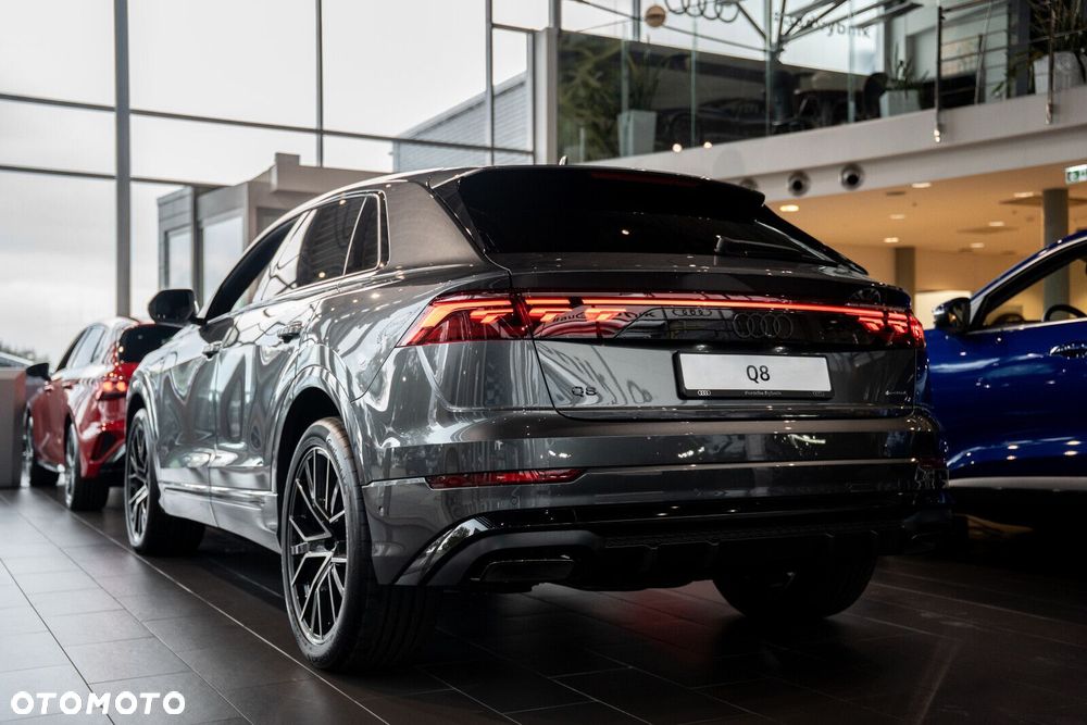 Audi Q8 - 6