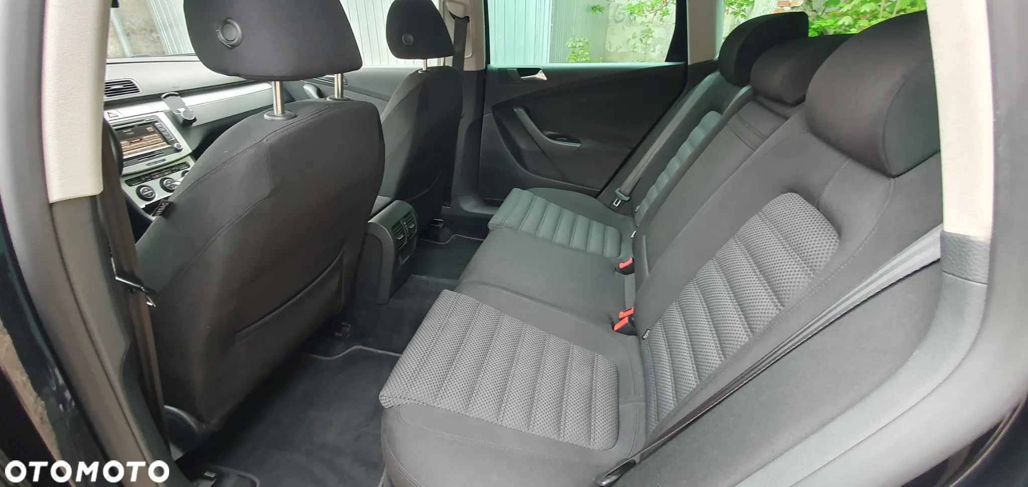 Volkswagen Passat 2.0 TDI Comfortline DSG - 9
