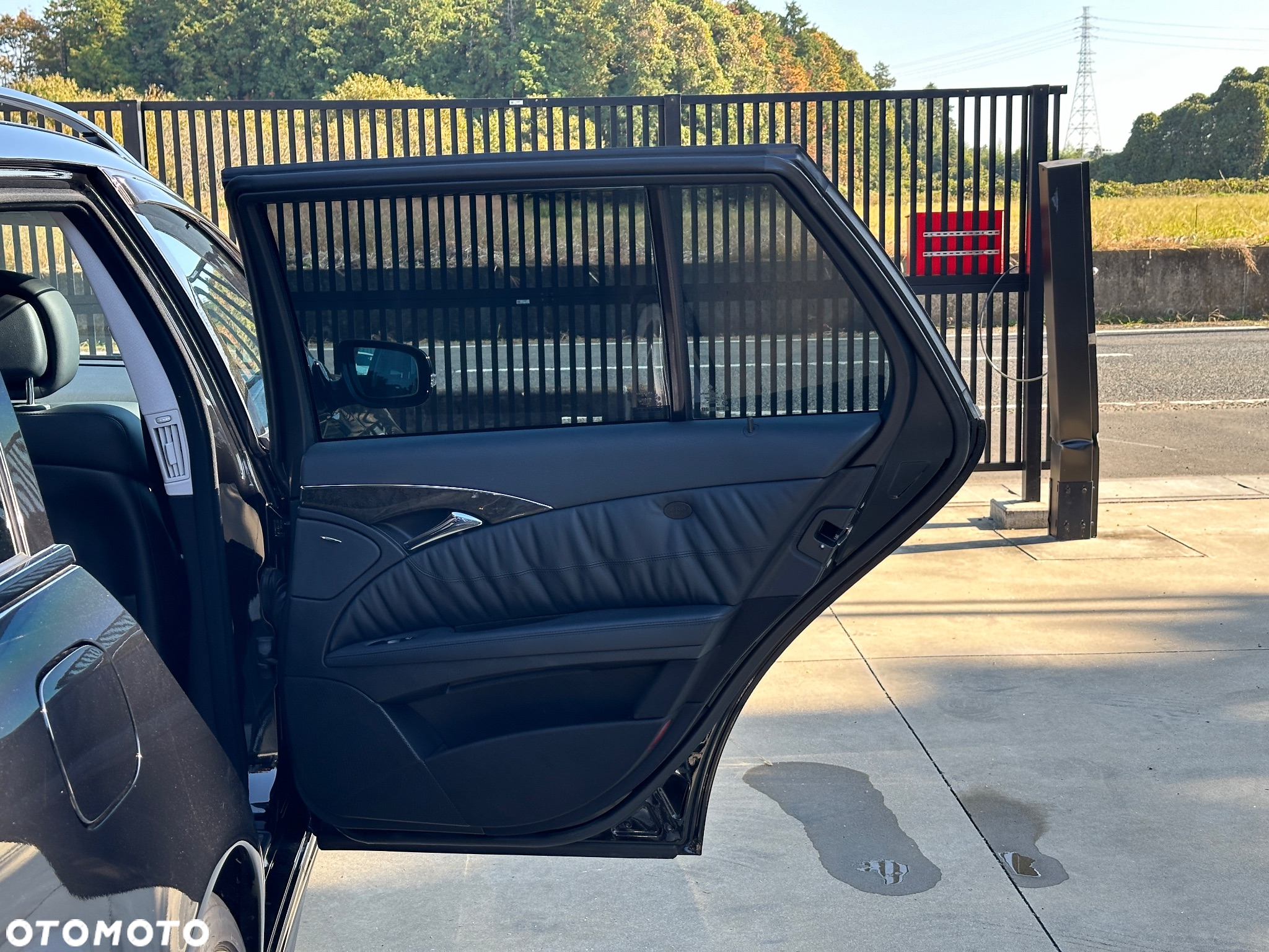 Mercedes-Benz Klasa E 63 AMG T 7G-TRONIC - 29