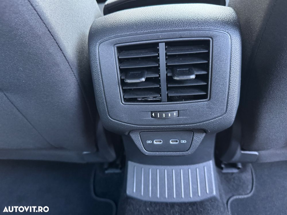 Volkswagen T-Roc 2.0 TDI SCR DSG IQ.DRIVE - 31