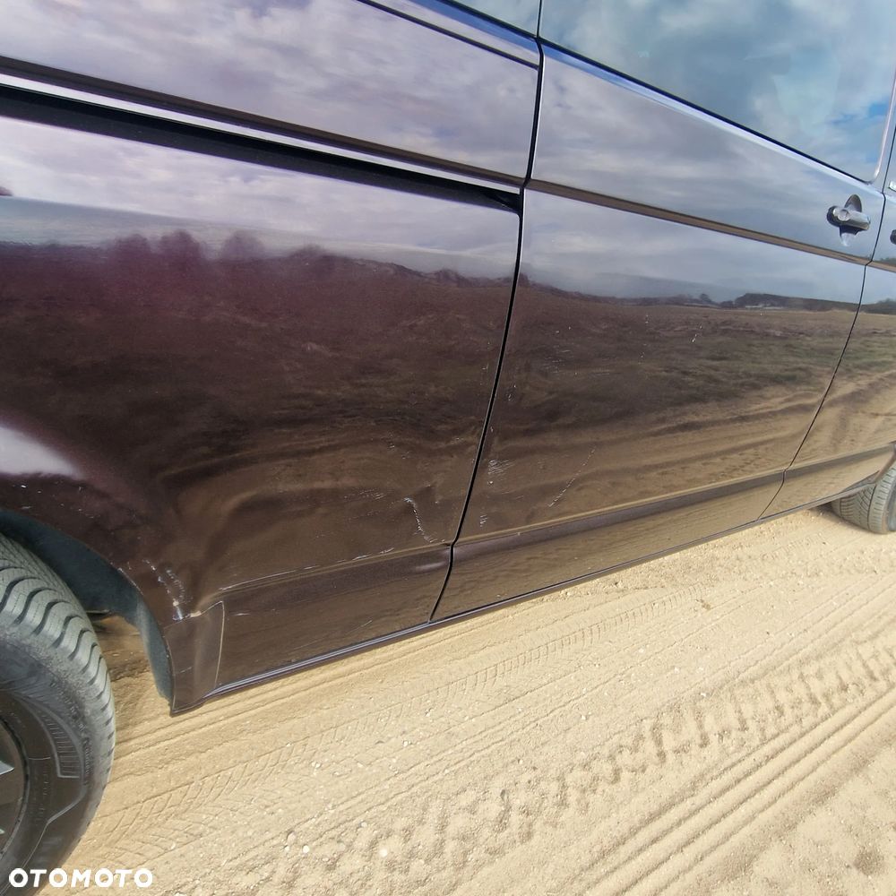 Volkswagen Multivan - 12